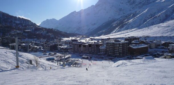 CERVINIA CENTRO GRANDE RISTORANTE AVVIATO